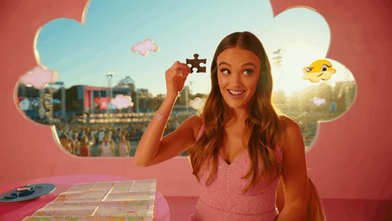 Megan Moroney’s Cryptic Puzzle Boxes